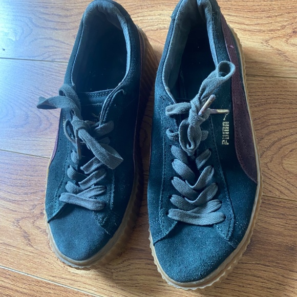 Green Puma Shoes Women's Size 8.5 | Black Pumas Size 8.5 - Picture 2 of 7